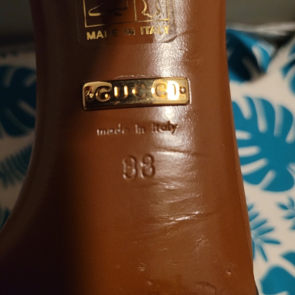 Gucci Heels - Picture 4 of 5